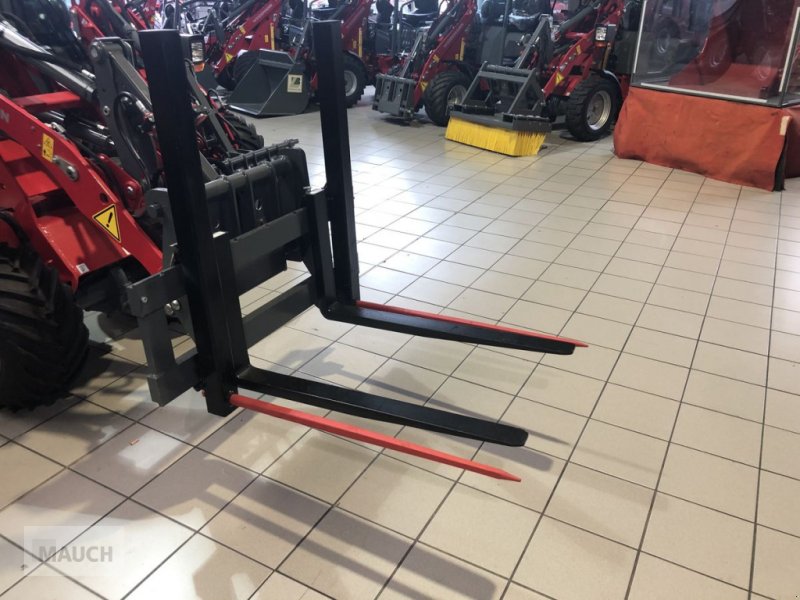 Frontladerzubehör del tipo Sonstige Palettengabel/Ballenspieß, Neumaschine In Burgkirchen (Immagine 1)