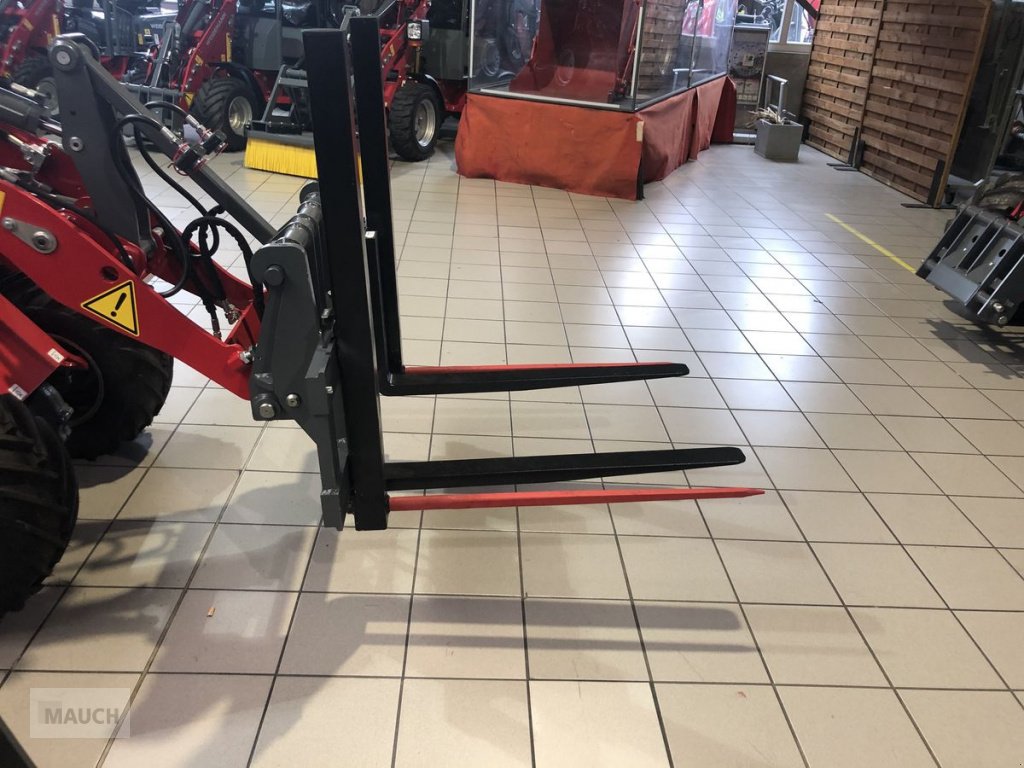 Frontladerzubehör des Typs Sonstige Palettengabel/Ballenspieß, Neumaschine in Burgkirchen (Bild 2)