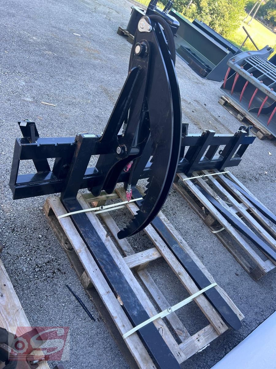 Frontladerzubehör of the type Sonstige Palettengabel mit Niederhalter, Neumaschine in Offenhausen (Picture 4)