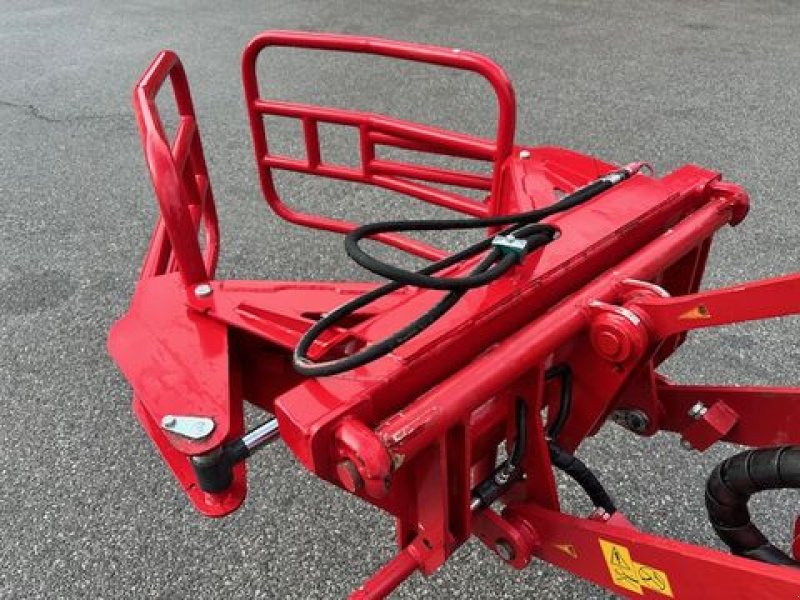 Frontladerzubehör des Typs Sonstige Rundballenzange mit Euroaufnahme, Neumaschine in Tamsweg (Bild 6)