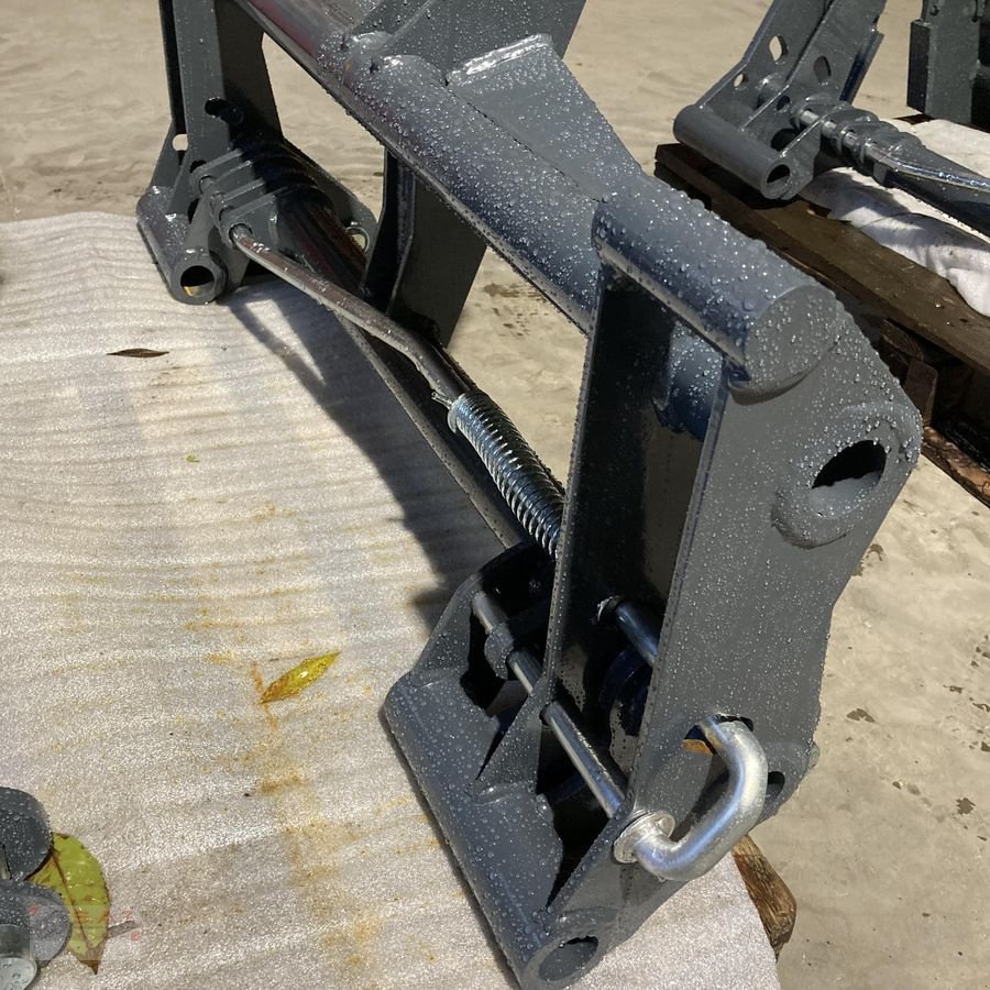 Frontladerzubehör of the type Sonstige SAT Adapter - Dreipunkt/Euro, Neumaschine in Eberschwang (Picture 7)