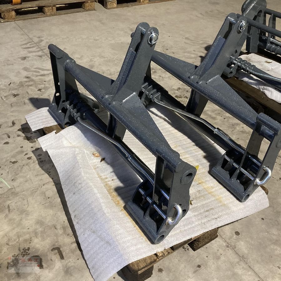 Frontladerzubehör of the type Sonstige SAT Adapter - Dreipunkt/Euro, Neumaschine in Eberschwang (Picture 4)