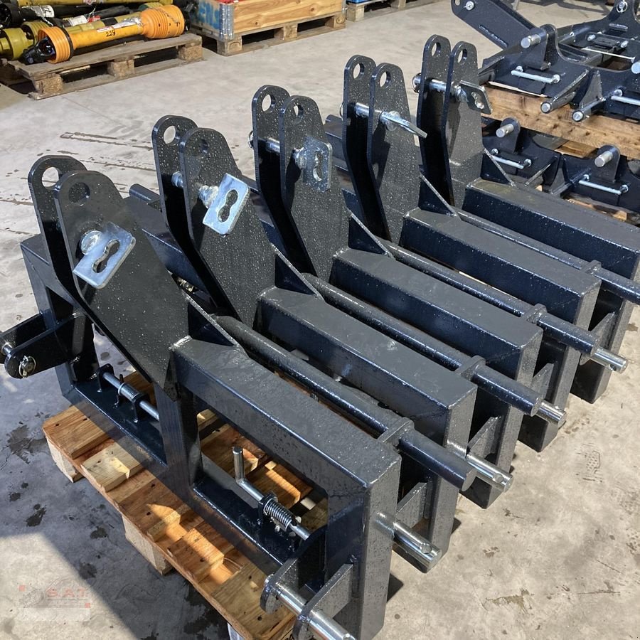 Frontladerzubehör of the type Sonstige SAT Adapter - Dreipunkt/Euro, Neumaschine in Eberschwang (Picture 12)