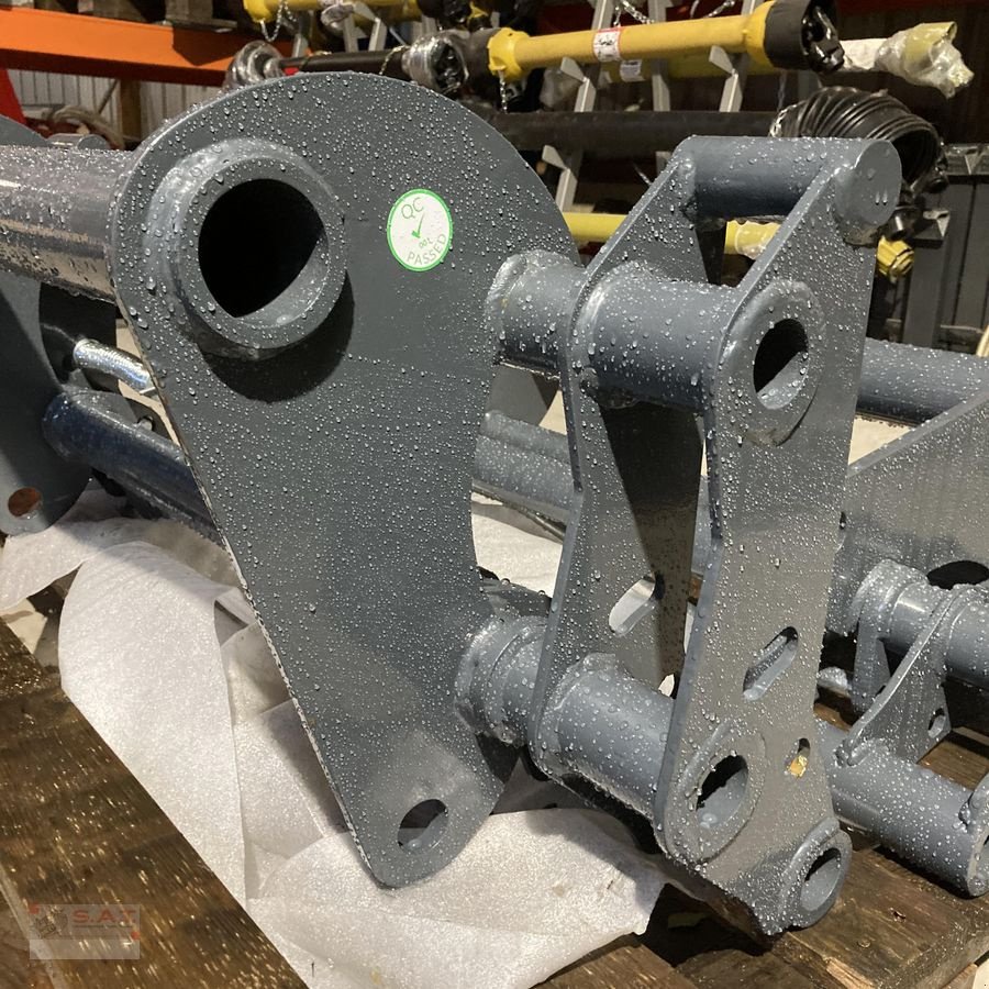 Frontladerzubehör of the type Sonstige SAT Adapter - Manitou/Euro, Neumaschine in Eberschwang (Picture 6)