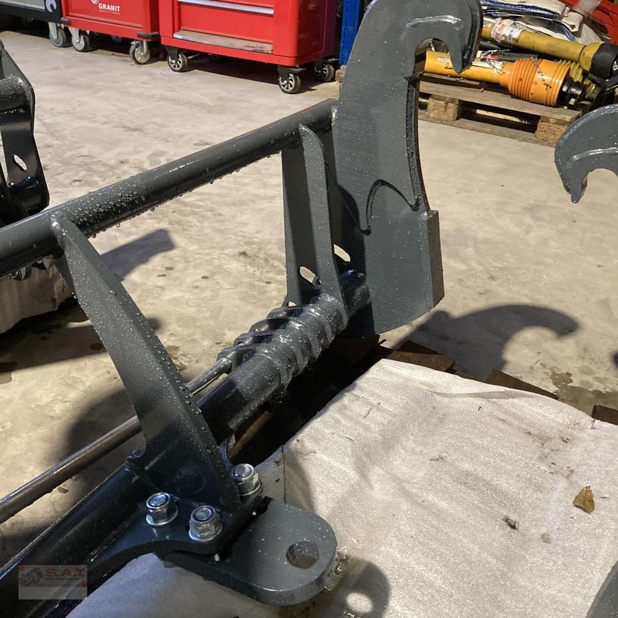 Frontladerzubehör of the type Sonstige SAT Adapter - Merlo/Euro, Neumaschine in Eberschwang (Picture 10)
