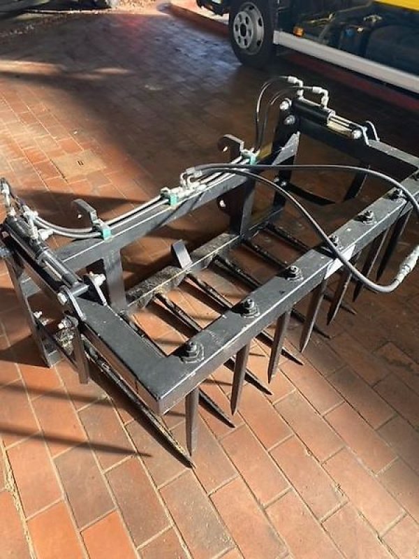 Frontladerzubehör des Typs Sonstige Silage / Mistzange, Gebrauchtmaschine in Bellenberg (Bild 3)