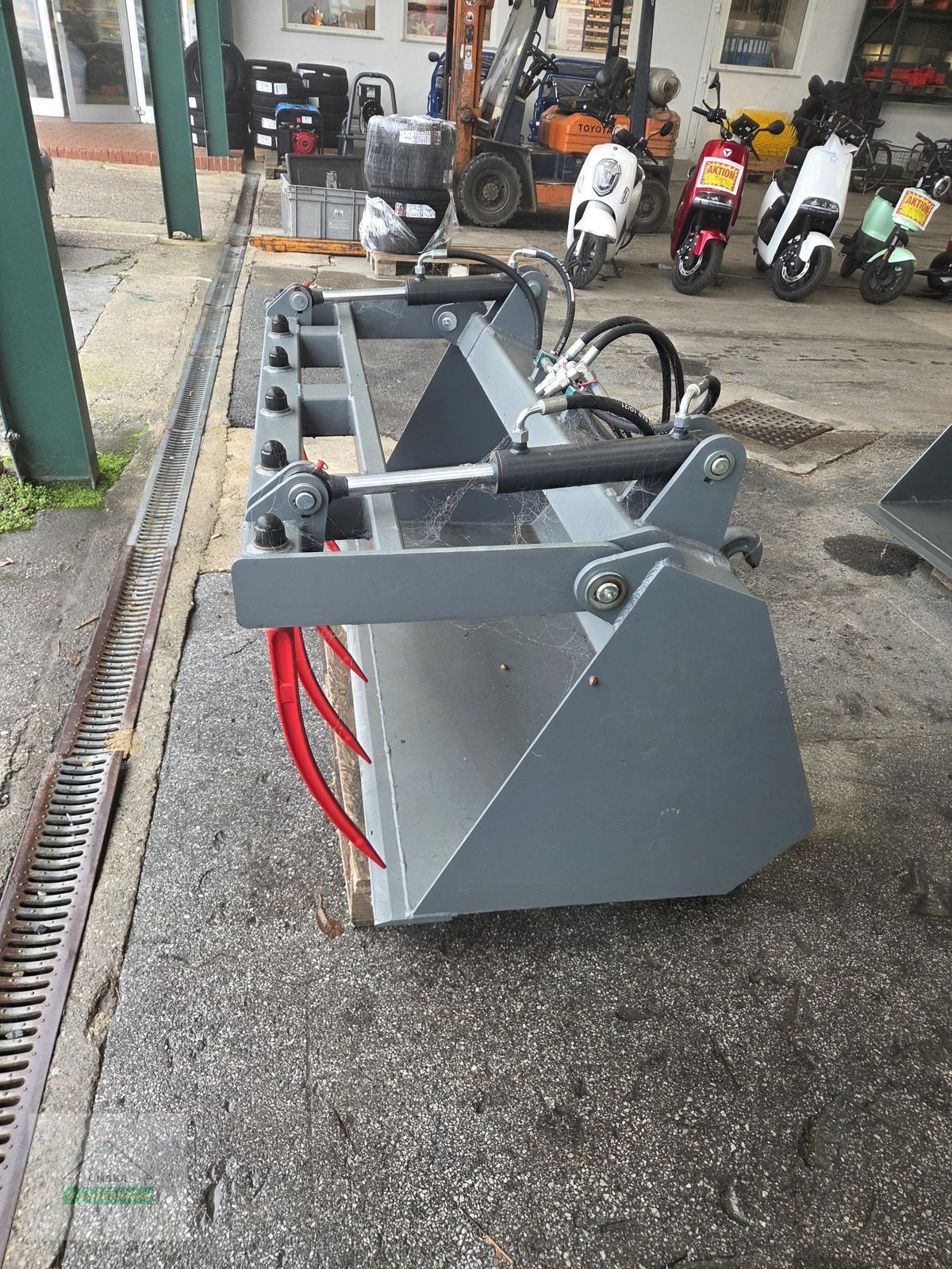 Frontladerzubehör от тип Sonstige Stekro K037 1,50m, Neumaschine в Grosswilfersdorf (Снимка 3)