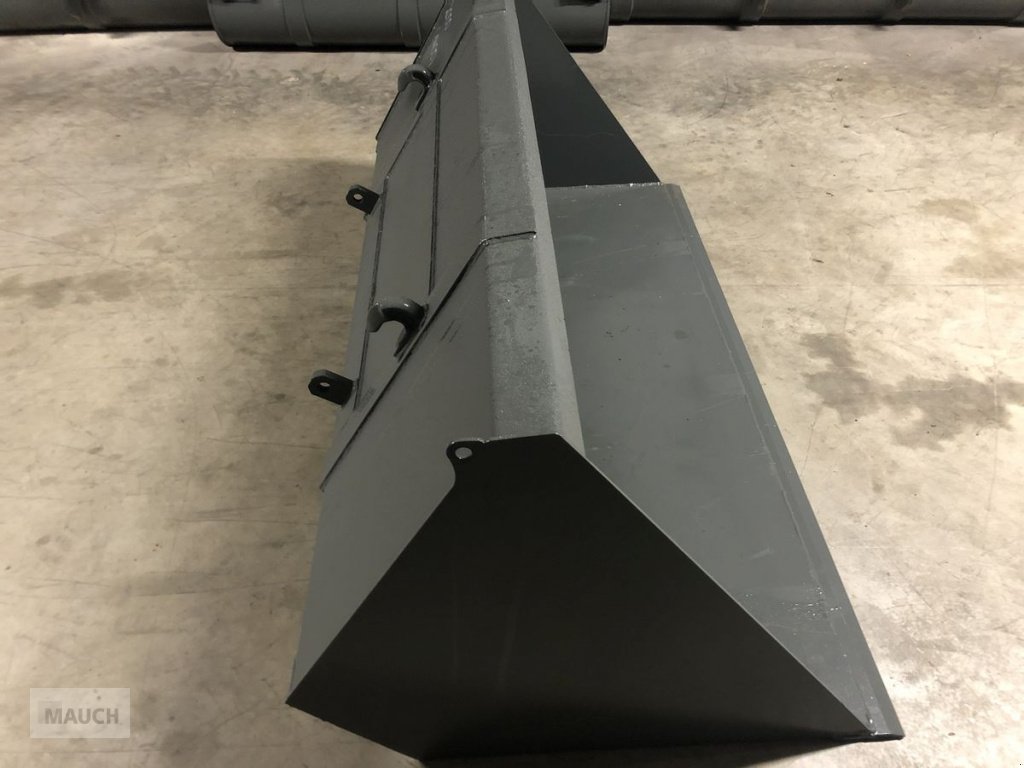 Frontladerzubehör des Typs Sonstige Universalschaufel / Volumenschaufel Euro, Neumaschine in Burgkirchen (Bild 3)