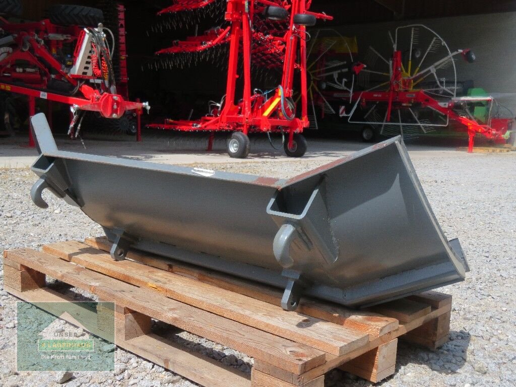 Frontladerzubehör des Typs Stekro 1500mm, Neumaschine in Hofkirchen (Bild 1)