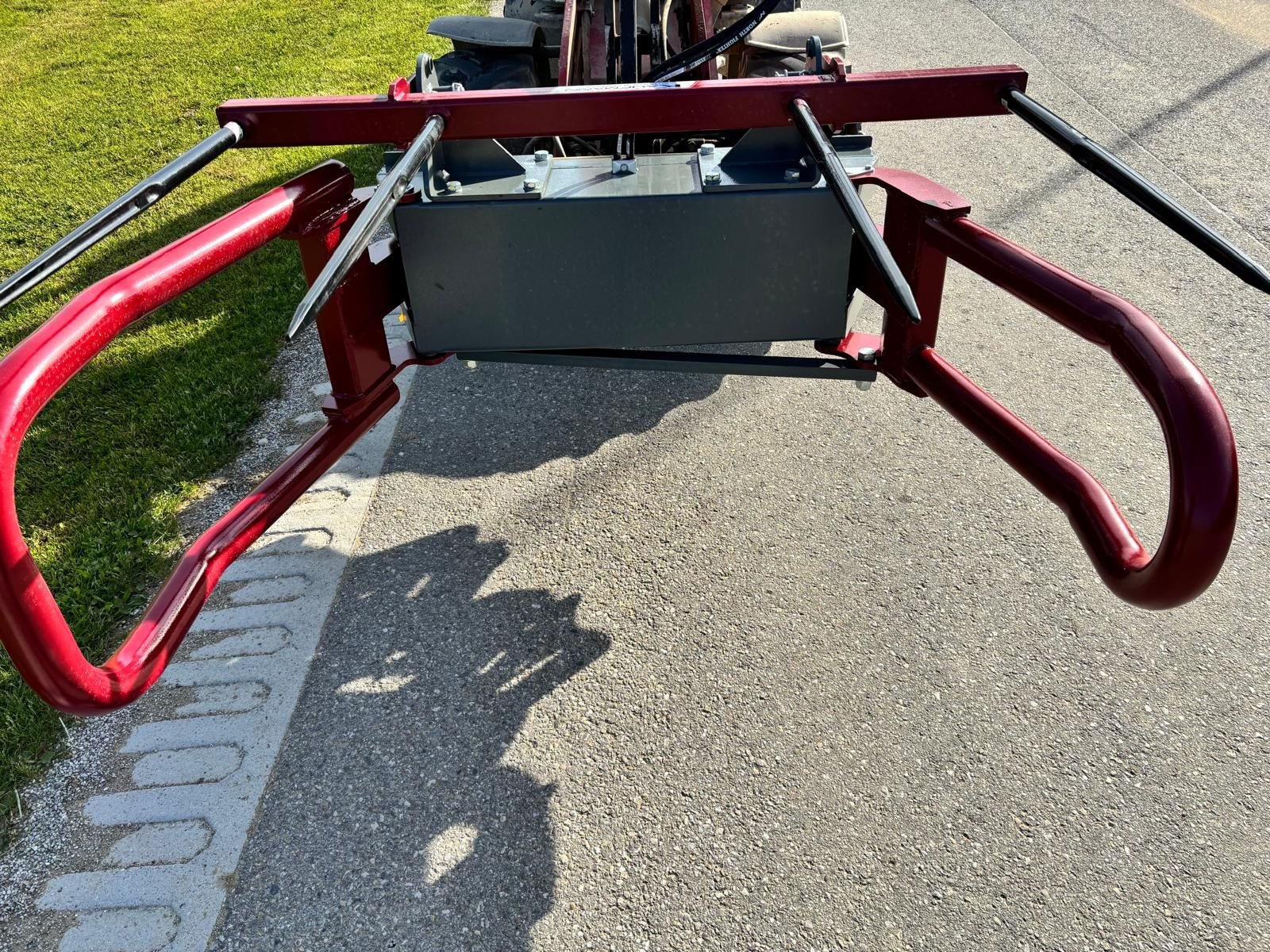 Frontladerzubehör van het type Stekro Ballengreifer Kombi, Neumaschine in NATTERNBACH (Foto 2)