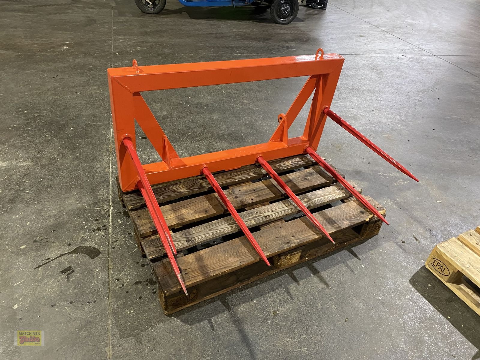 Frontladerzubehör a típus Stekro Ballenspitz mit 6 Zinken schraubbar, Vorführmaschine ekkor: Kötschach (Kép 4)