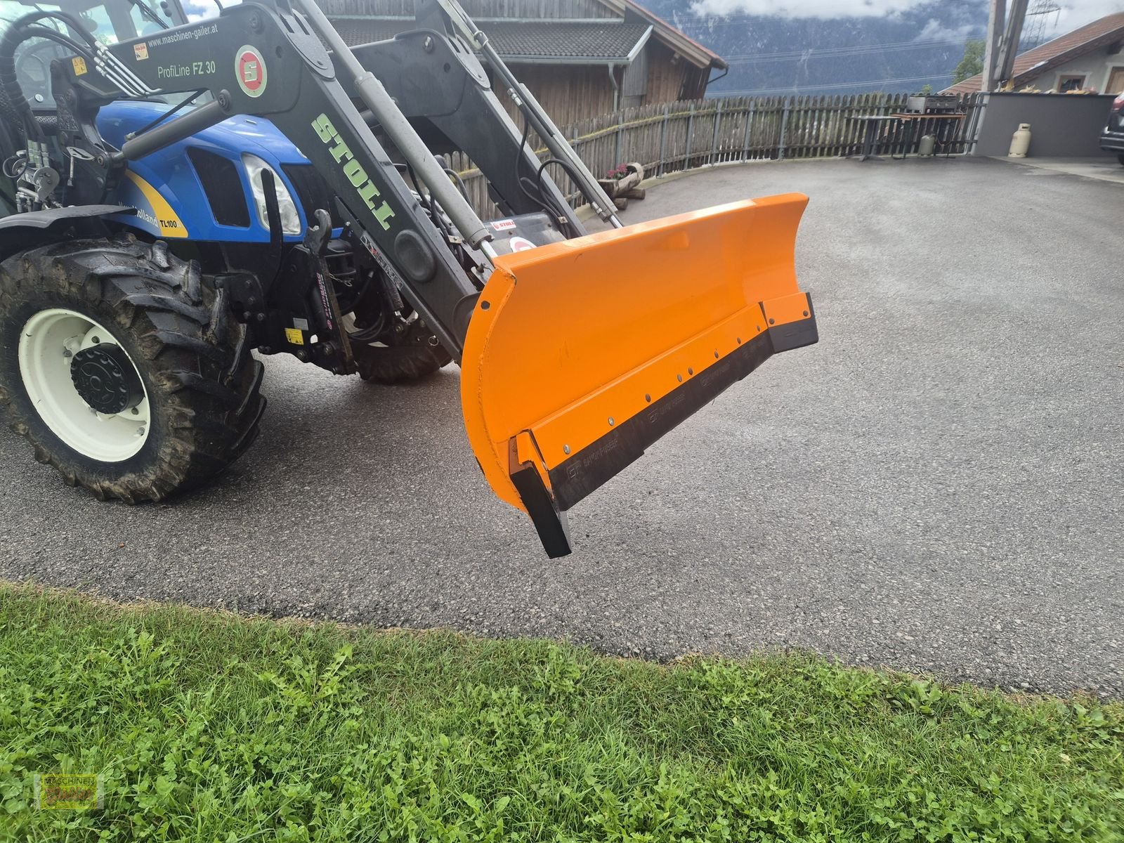 Frontladerzubehör van het type Stekro Gummischieber mit Euroaufnahme 250 cm, Gebrauchtmaschine in Kötschach (Foto 5)