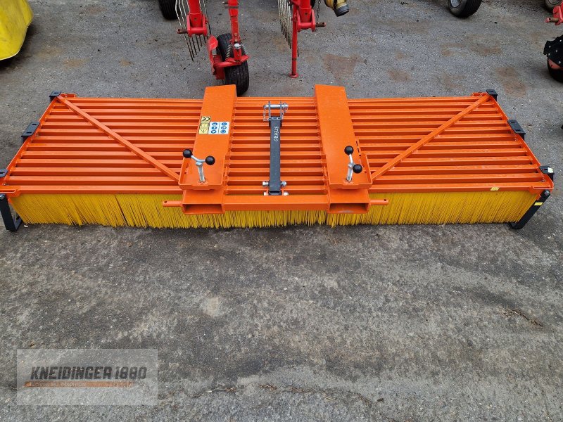 Frontladerzubehör du type Stekro Kehrbesen XL, Gebrauchtmaschine en Altenfelden (Photo 1)