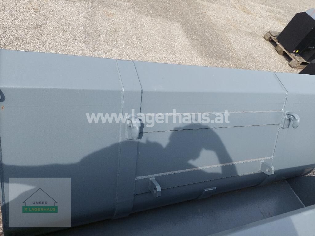 Frontladerzubehör van het type Stekro LEICHTGUTSCHAUFEL 2,2 M GERUNDET, Neumaschine in Aschbach (Foto 2)