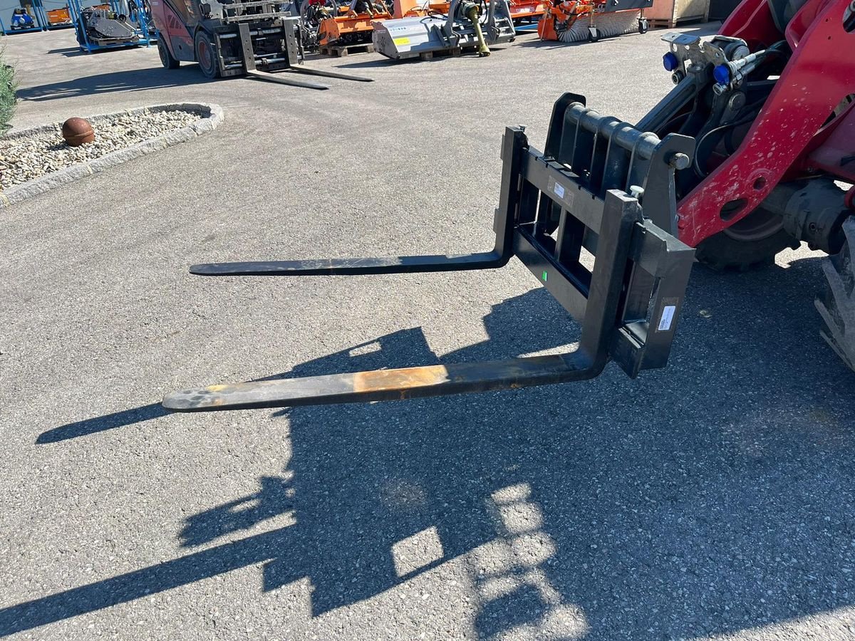 Frontladerzubehör of the type Stekro Palettengabel 2,0to Profil 80 Weidemann-Aufnahme, Neumaschine in NATTERNBACH (Picture 1)