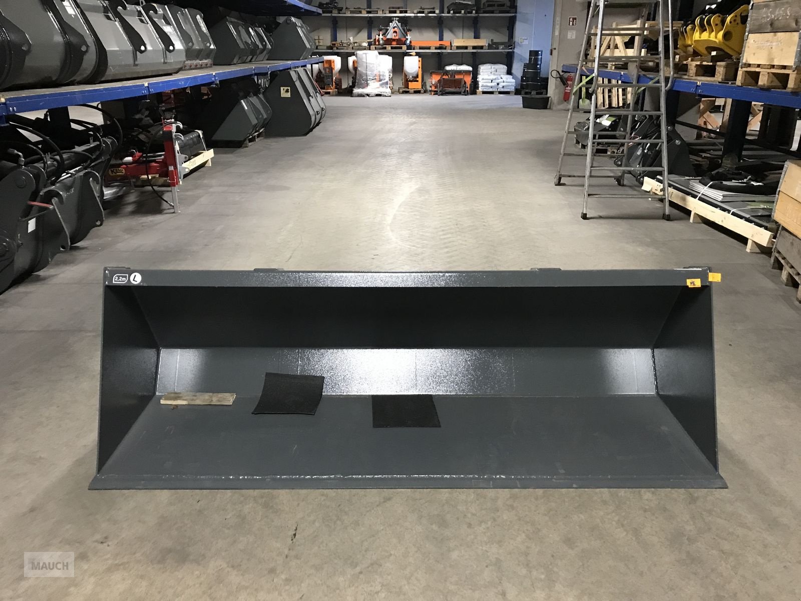 Frontladerzubehör типа Stekro Schaufel Universal 2,2m, Neumaschine в Burgkirchen (Фотография 2)