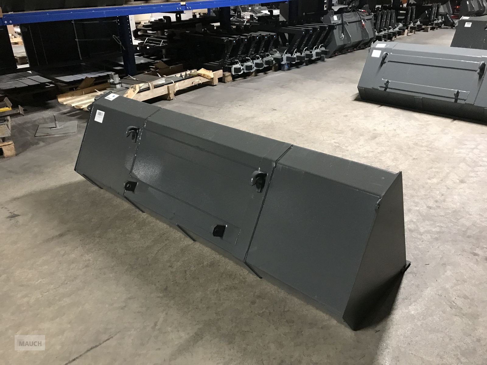 Frontladerzubehör типа Stekro Schaufel Universal 2,2m, Neumaschine в Burgkirchen (Фотография 4)