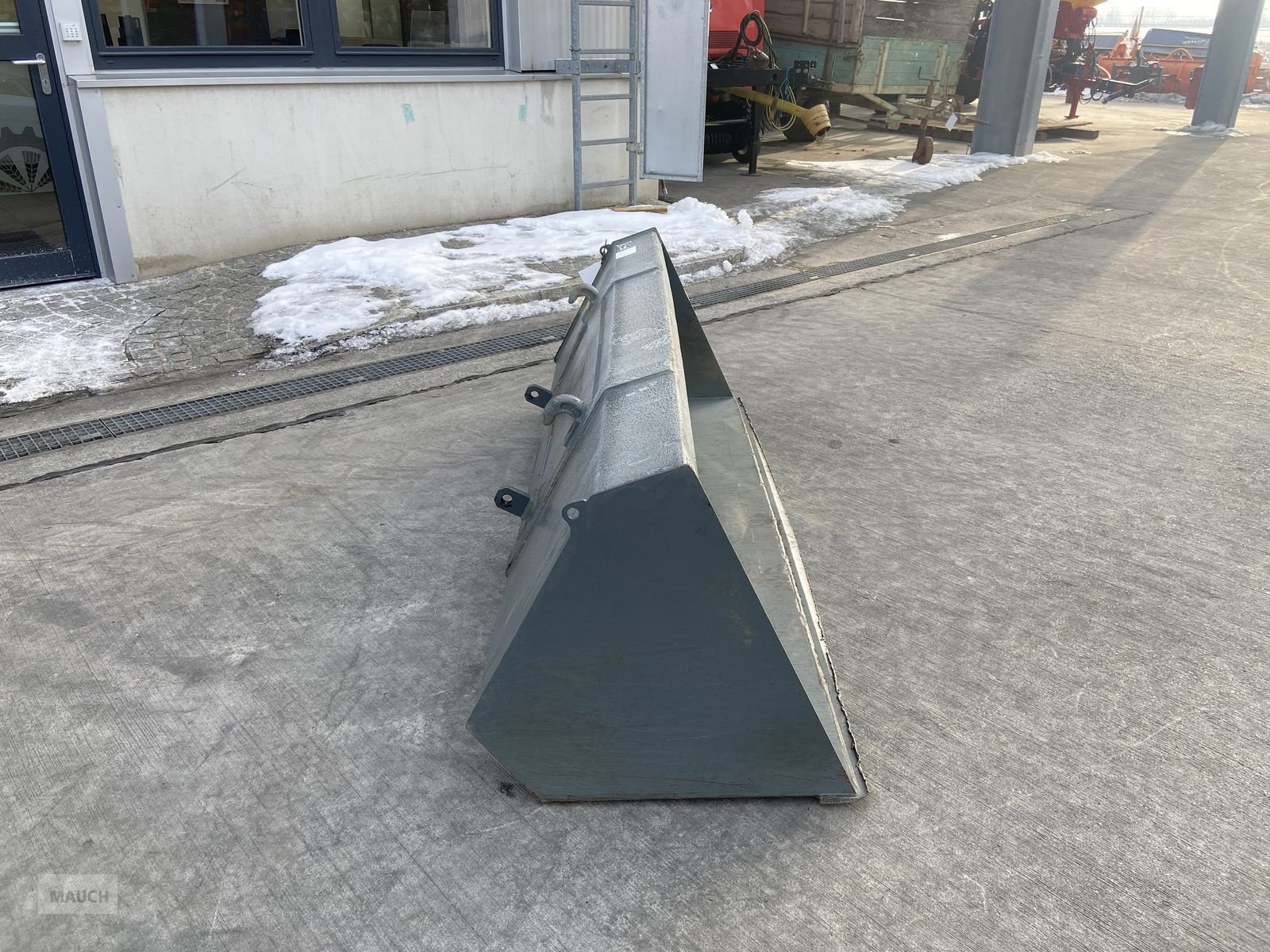 Frontladerzubehör типа Stekro Universalschaufel 2,2m, Gebrauchtmaschine в Burgkirchen (Фотография 2)