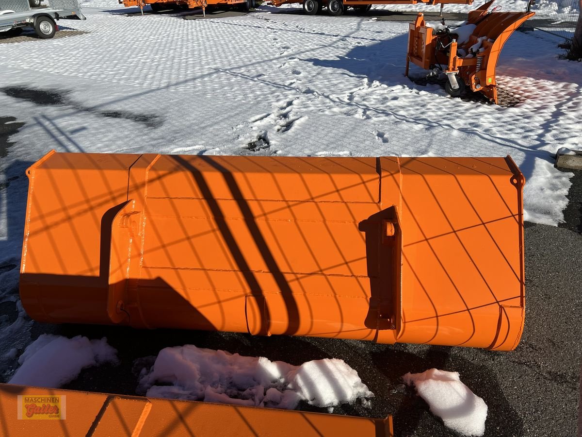 Frontladerzubehör of the type Stekro Volumenschaufel 220 cm mit Hauer - Aufnahme, Neumaschine in Kötschach (Picture 4)