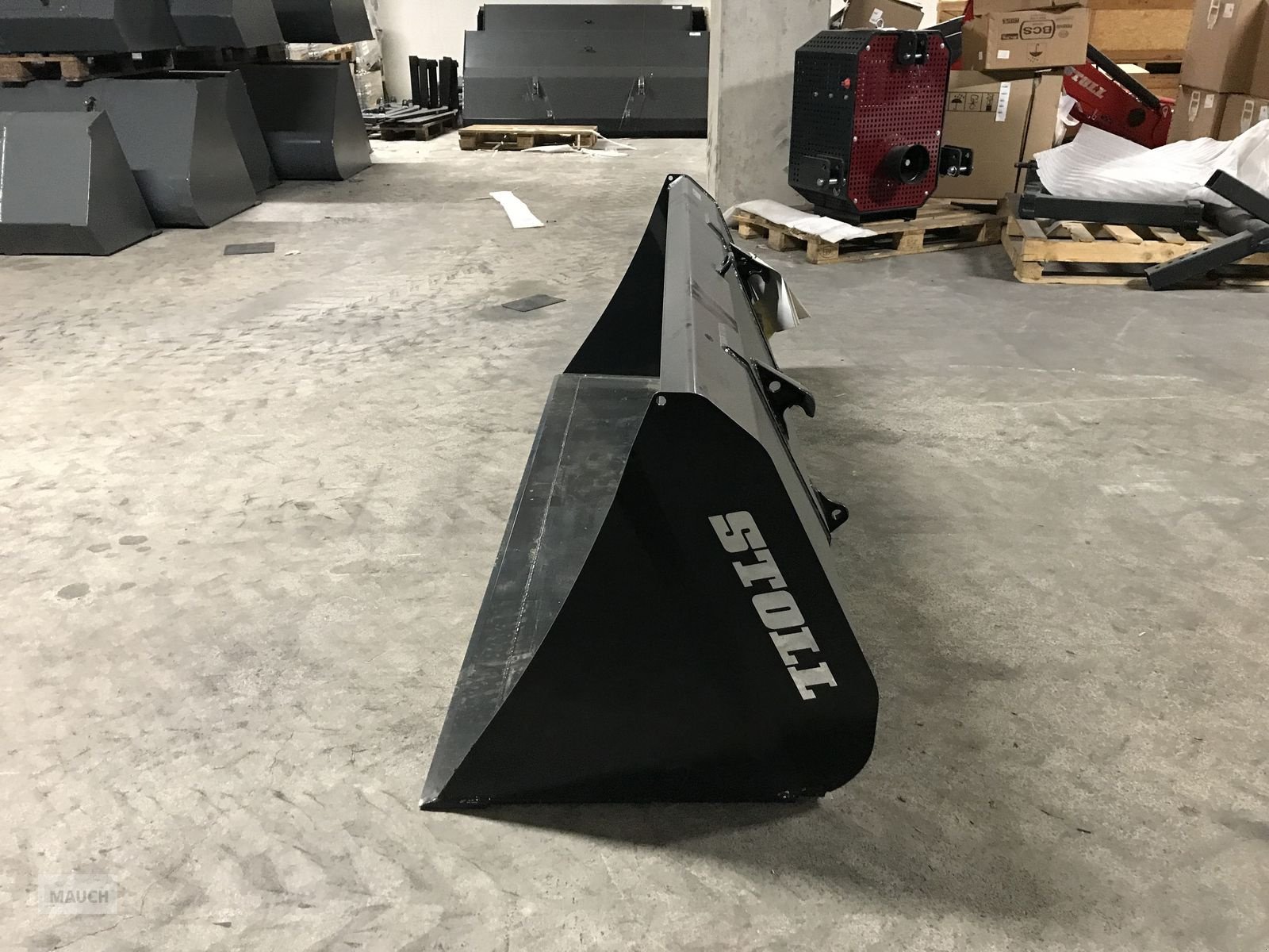 Frontladerzubehör of the type Stoll Global Schaufel U 2,10m, Neumaschine in Burgkirchen (Picture 5)