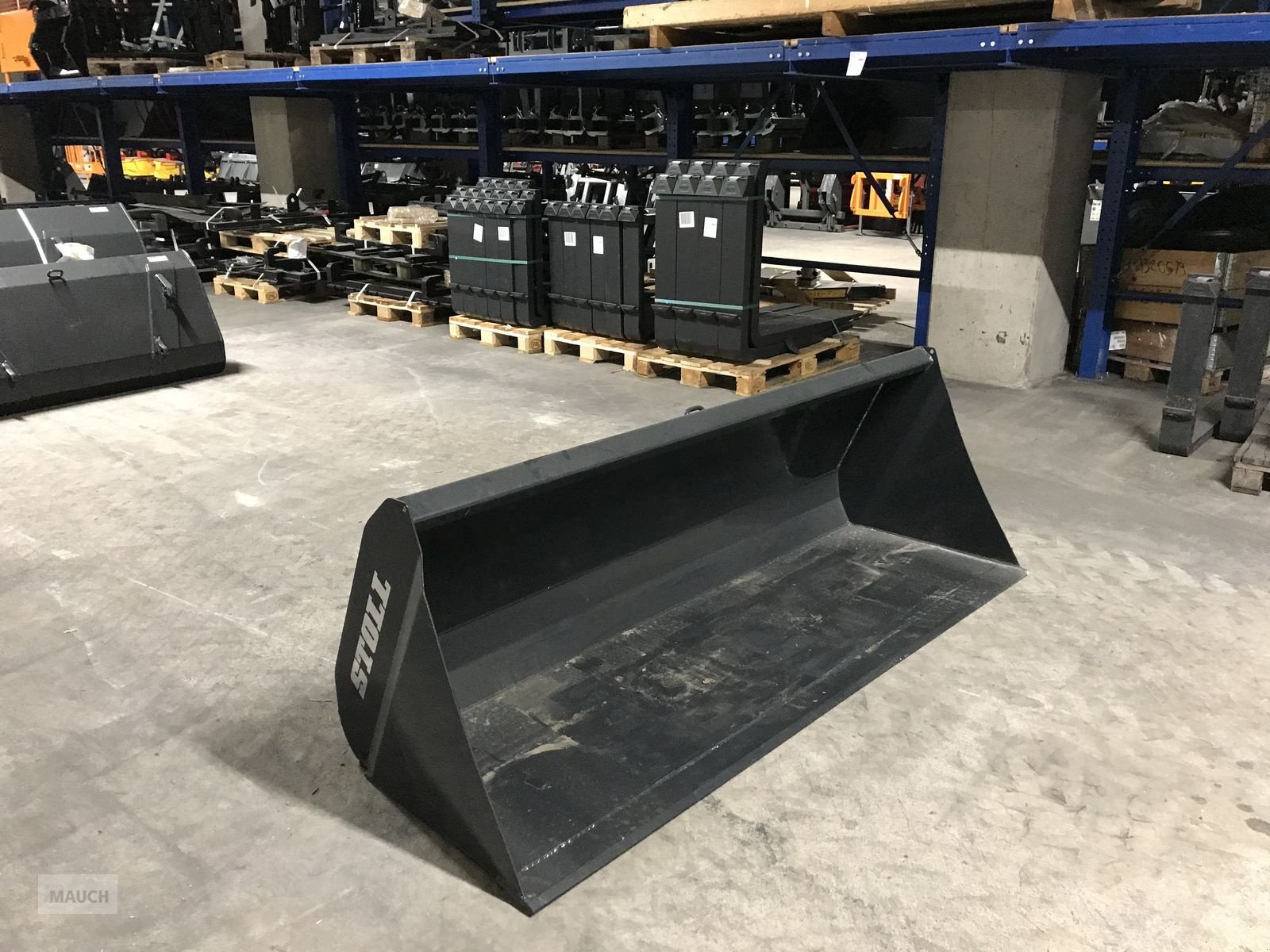 Frontladerzubehör of the type Stoll Global Schaufel U 2,10m, Neumaschine in Burgkirchen (Picture 7)