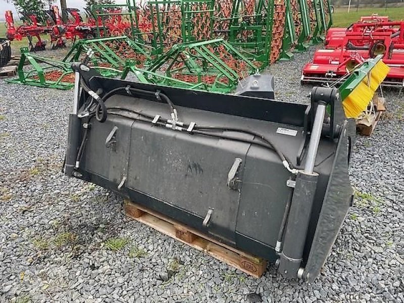 Frontladerzubehör of the type Stoll Greifschaufel 2,00 MH Euro, Gebrauchtmaschine in Fischbach/Clervaux (Picture 7)