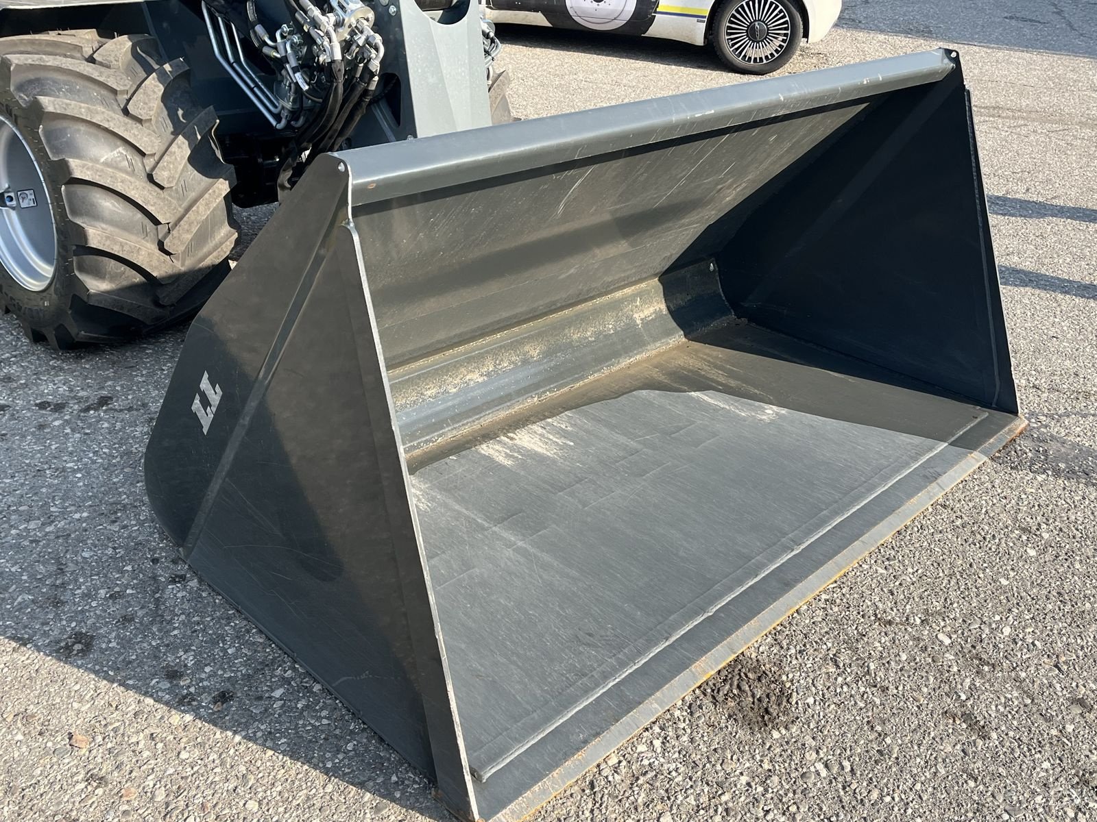 Frontladerzubehör типа Stoll M 2,20 MH, Gebrauchtmaschine в Villach (Фотография 3)