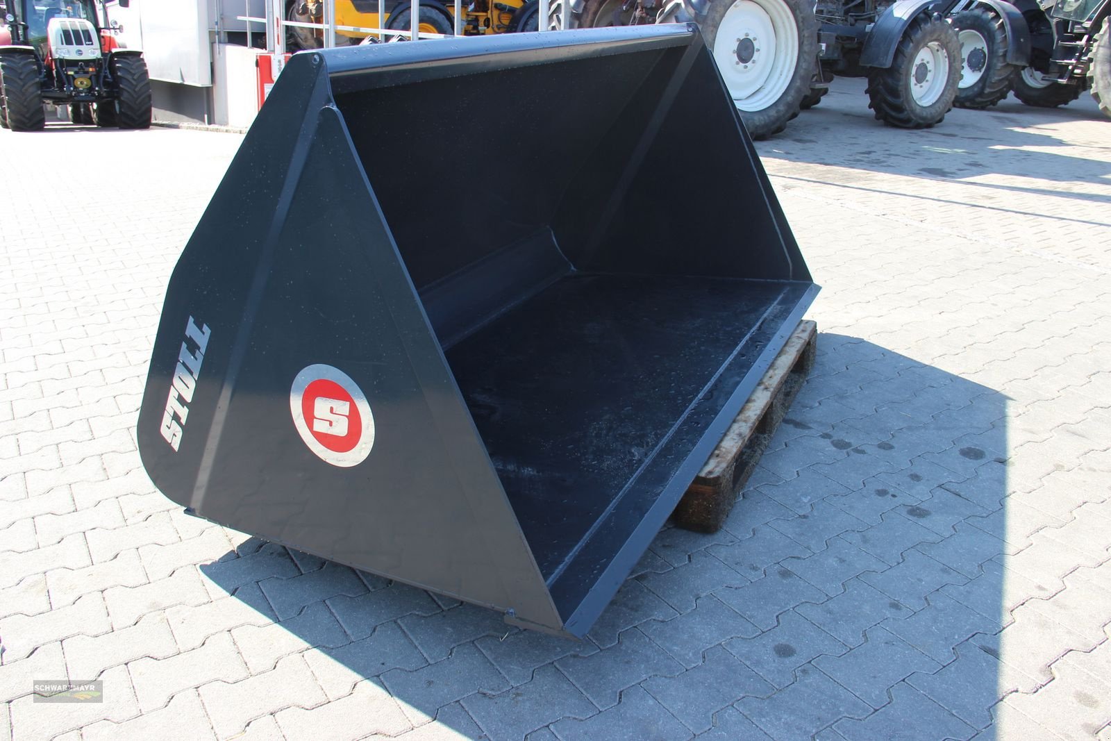 Frontladerzubehör des Typs Stoll Maxi Leichtgutschaufel 2,20m, Neumaschine in Gampern (Bild 9)