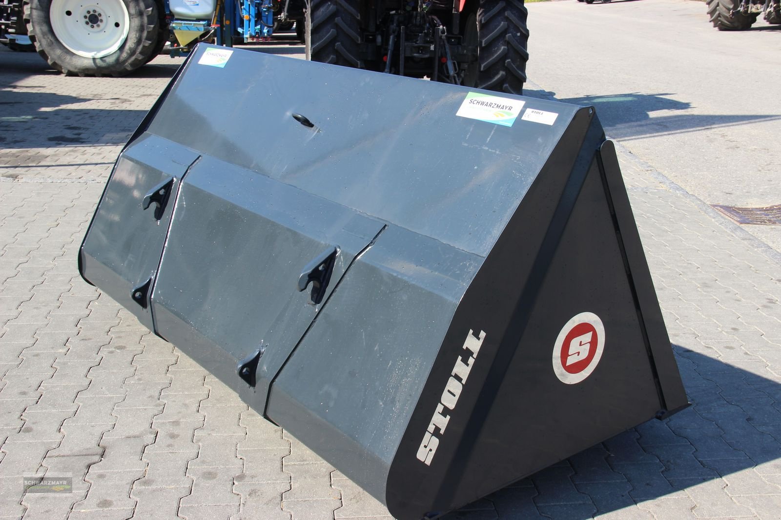 Frontladerzubehör des Typs Stoll Maxi Leichtgutschaufel 2,20m, Neumaschine in Gampern (Bild 8)