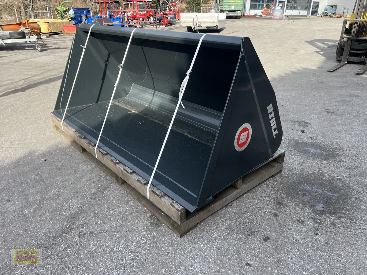 Frontladerzubehör of the type Stoll Robust M 240 Großvolumenschaufel, Neumaschine in Kötschach (Picture 1)