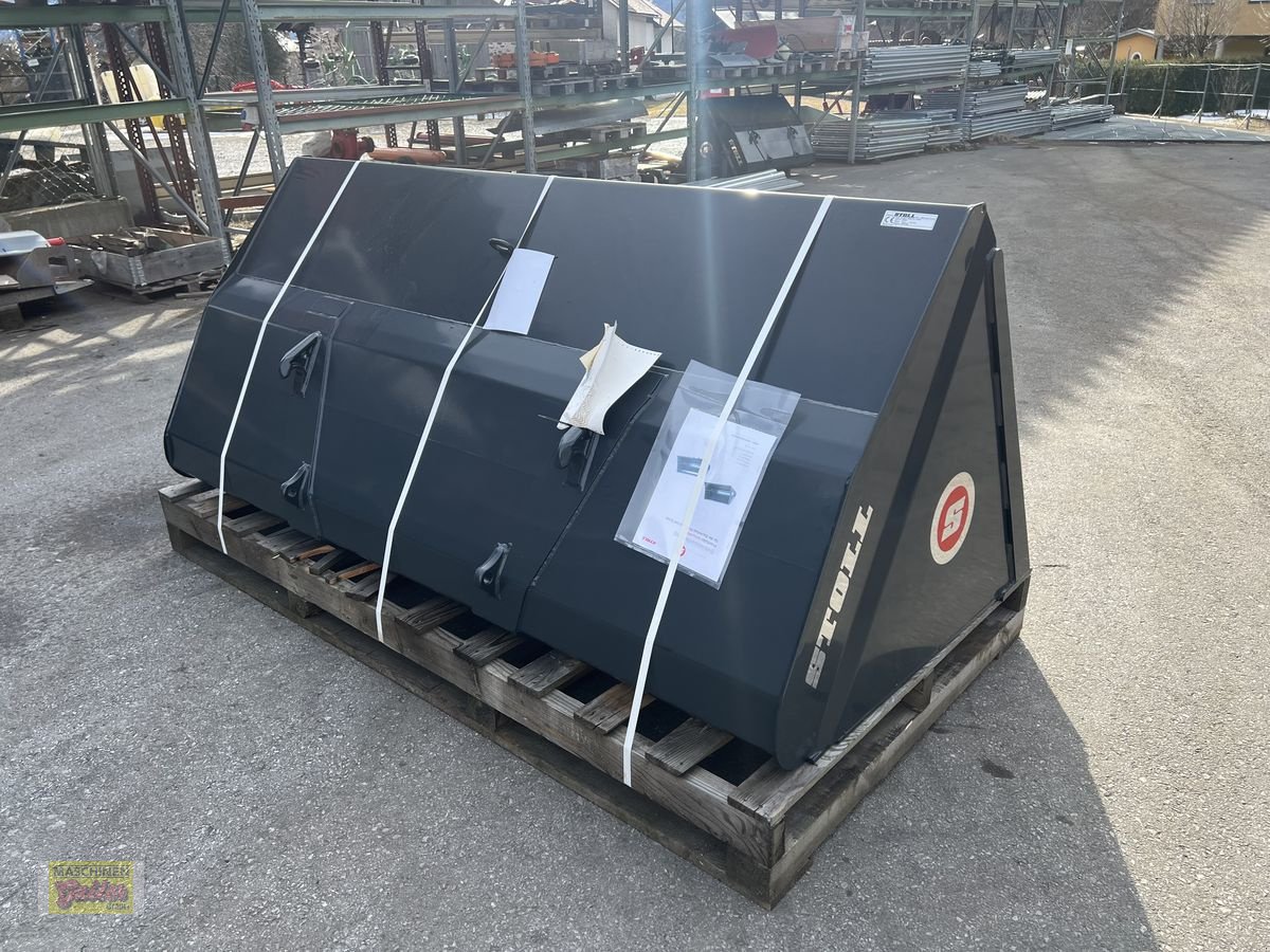 Frontladerzubehör of the type Stoll Robust M 240 Großvolumenschaufel, Neumaschine in Kötschach (Picture 8)