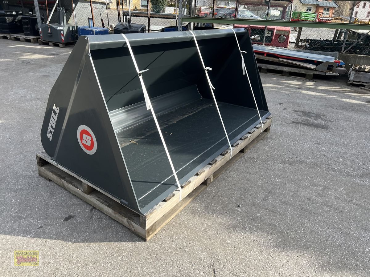 Frontladerzubehör of the type Stoll Robust M 240 Großvolumenschaufel, Neumaschine in Kötschach (Picture 3)