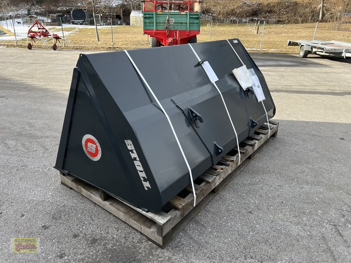 Frontladerzubehör of the type Stoll Robust M 240 Großvolumenschaufel, Neumaschine in Kötschach (Picture 5)