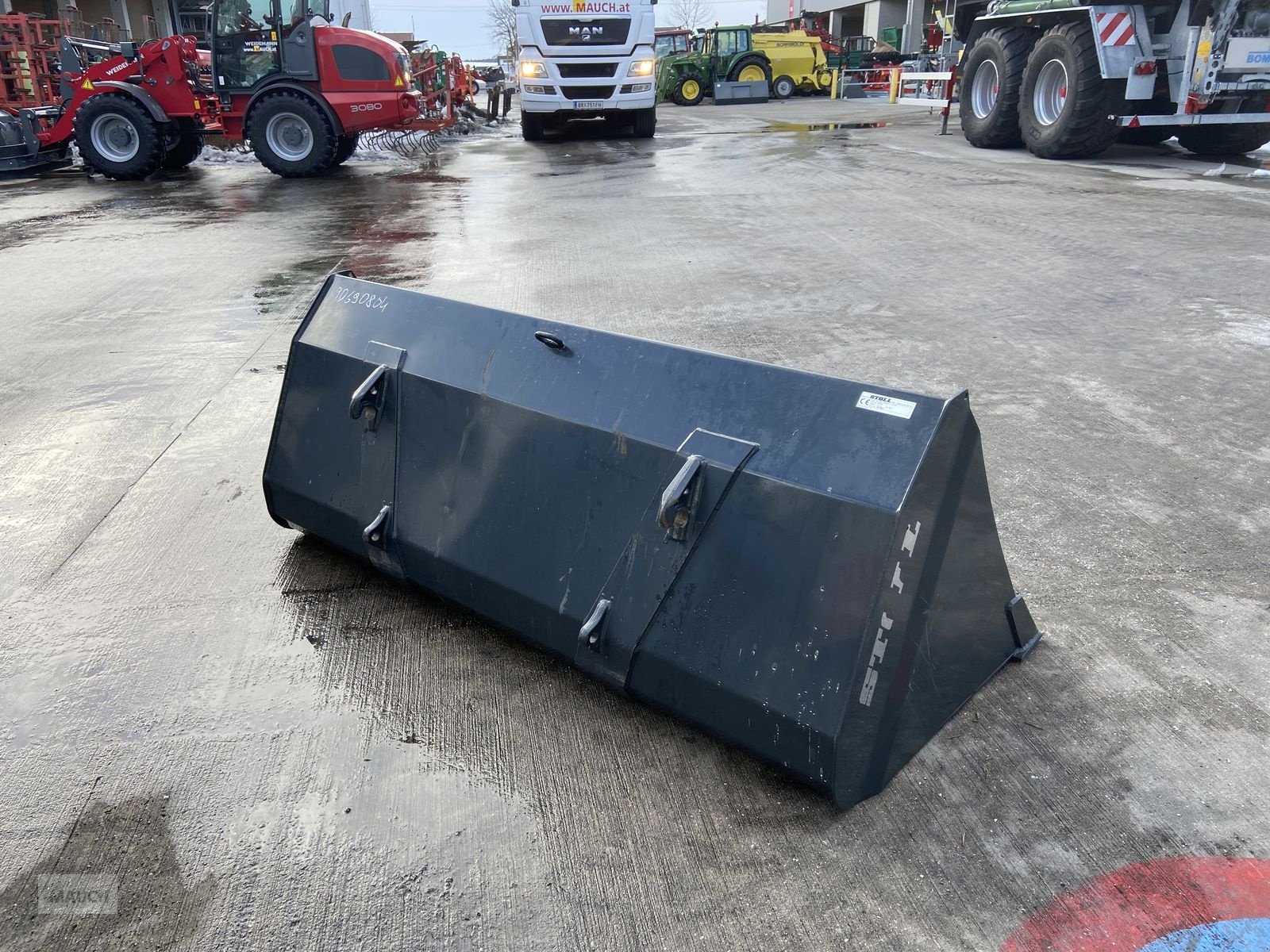 Frontladerzubehör типа Stoll ROBUST U 2,05m, Gebrauchtmaschine в Burgkirchen (Фотография 5)