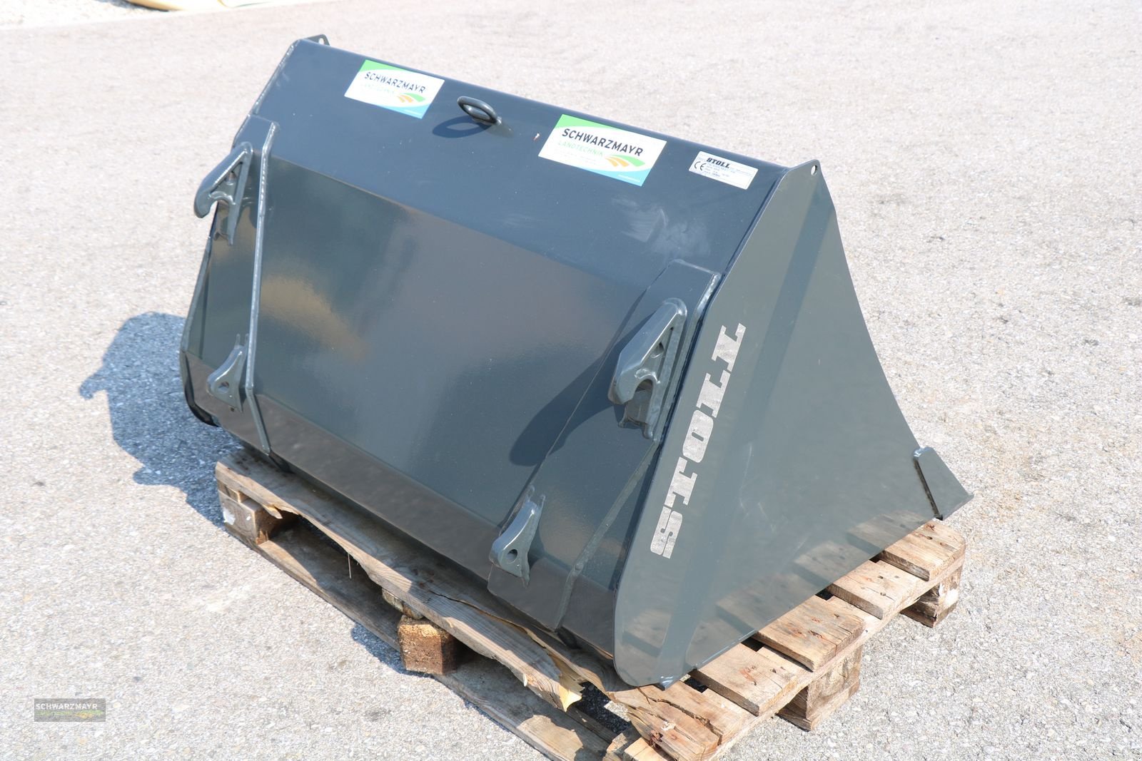 Frontladerzubehör of the type Stoll Universalschaufel 1,30m, Neumaschine in Gampern (Picture 3)