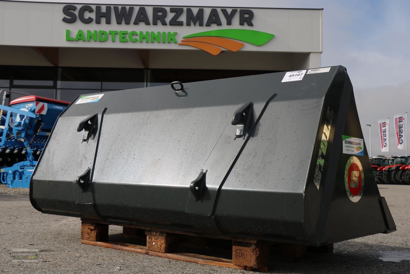 Frontladerzubehör of the type Stoll Universalschaufel 1,90m, Neumaschine in Gampern (Picture 1)