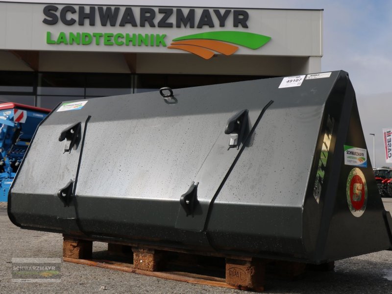 Frontladerzubehör des Typs Stoll Universalschaufel 1,90m, Neumaschine in Gampern (Bild 1)