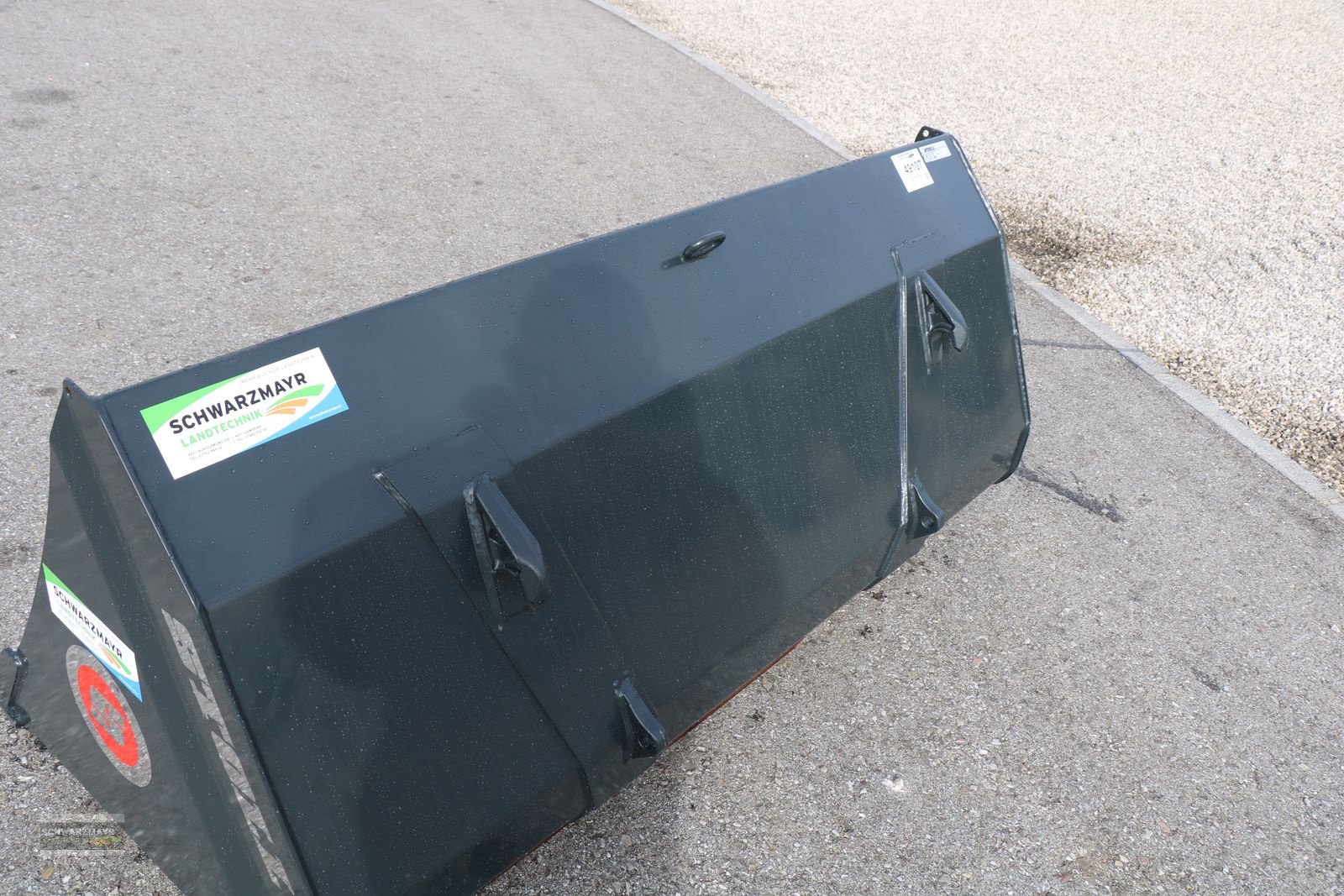 Frontladerzubehör of the type Stoll Universalschaufel 1,90m, Neumaschine in Gampern (Picture 8)