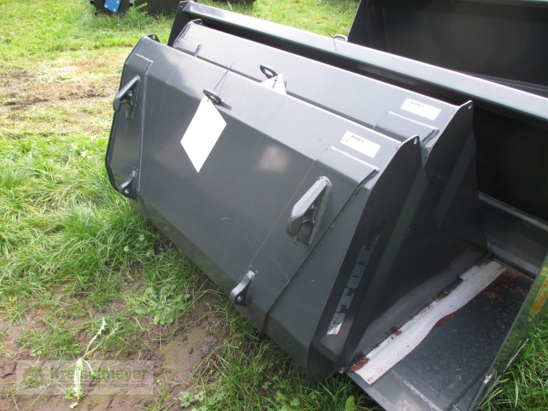 Frontladerzubehör of the type Stoll Universalschaufel Global U 140, Neumaschine in Feuchtwangen (Picture 1)