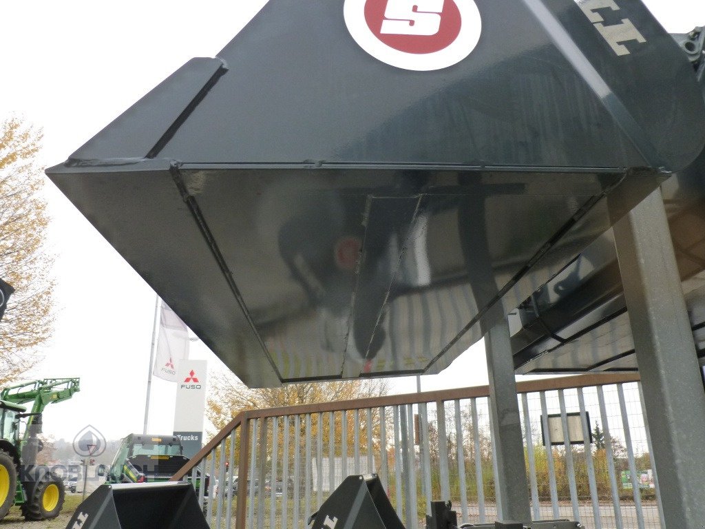 Frontladerzubehör des Typs Stoll Universalschaufel Robust U 1,70m, Neumaschine in Ravensburg (Bild 7)