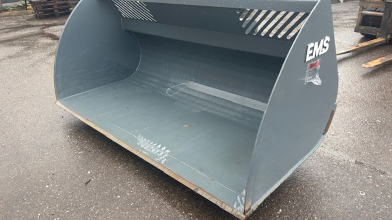 Frontladerzubehör of the type Volvo SKOVL EMS 250 CM, 2,5 M3, Gebrauchtmaschine in Dronninglund (Picture 4)