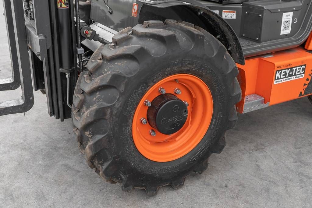 Frontstapler des Typs Ausa C 251 H x4, Neumaschine in Moerbeke (Bild 11)