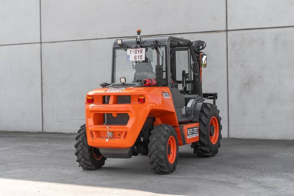 Frontstapler of the type Ausa C 251 H x4, Neumaschine in Moerbeke (Picture 5)