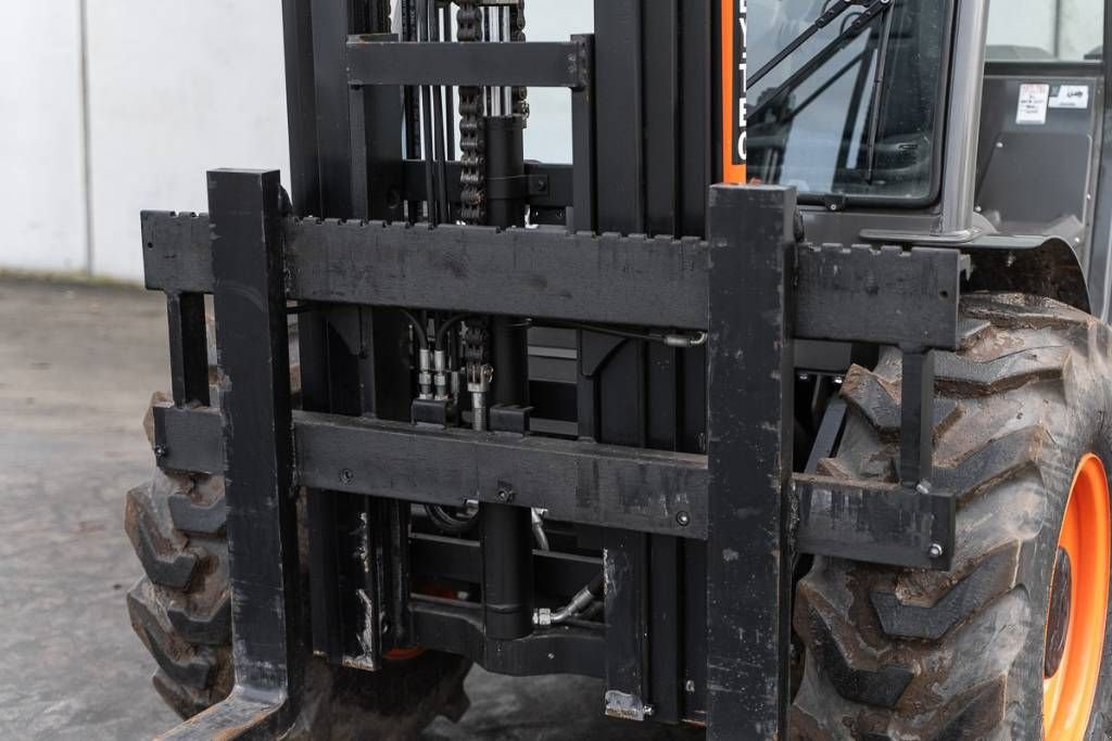 Frontstapler van het type Ausa C 251 H x4, Neumaschine in Moerbeke (Foto 11)