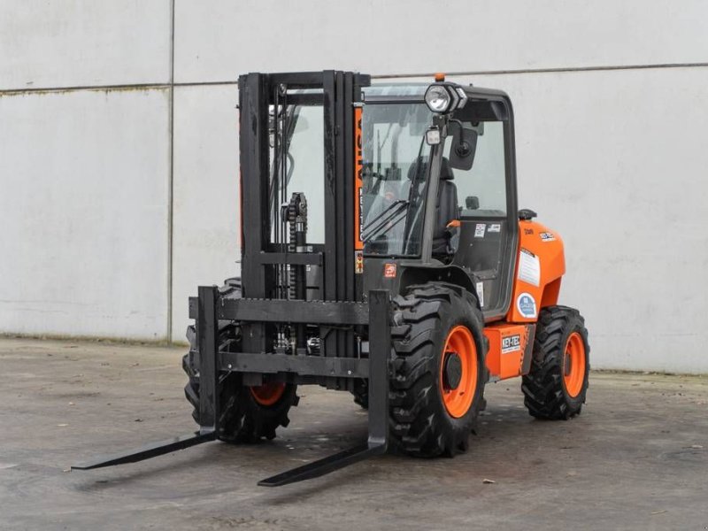 Frontstapler des Typs Ausa C 251 H x4, Neumaschine in Moerbeke