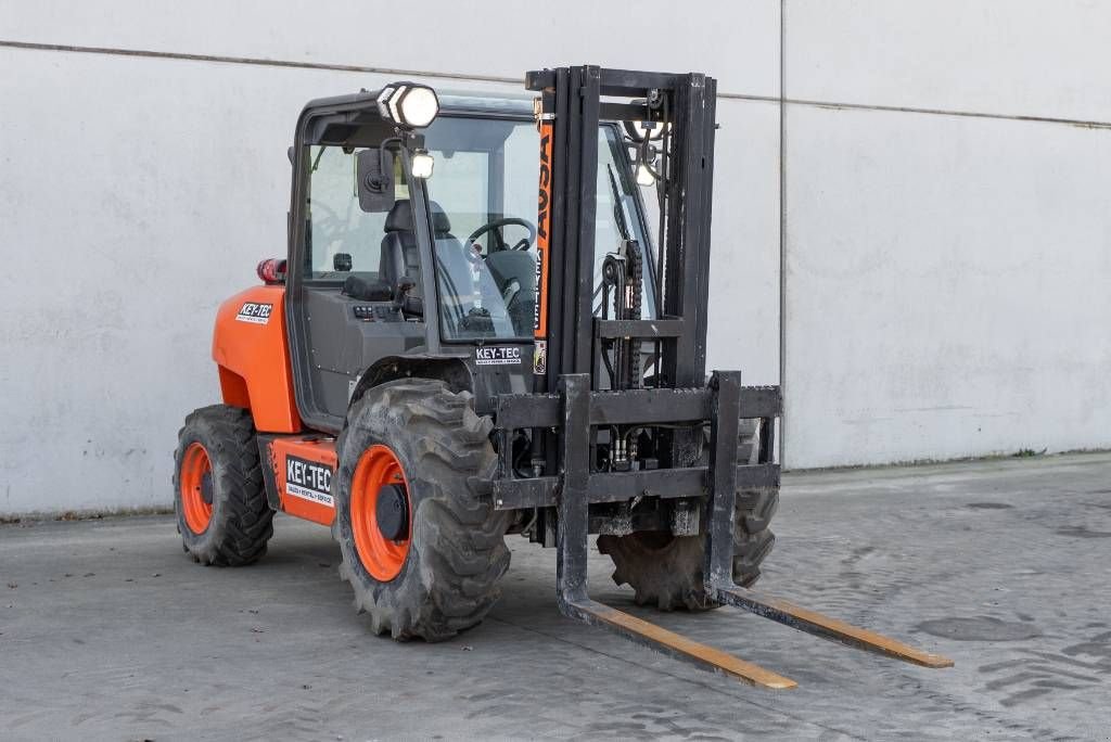 Frontstapler του τύπου Ausa C 251 H x4, Neumaschine σε Moerbeke (Φωτογραφία 2)