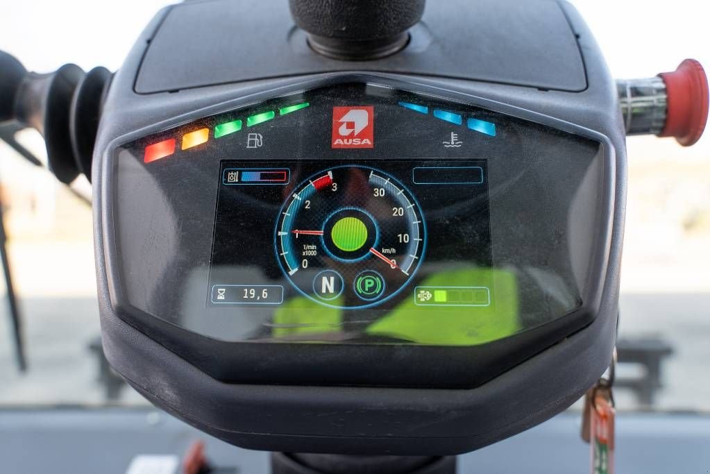 Frontstapler Türe ait Ausa C 251 H x4, Neumaschine içinde Moerbeke (resim 10)