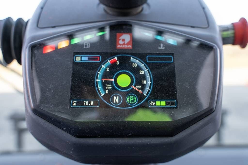 Frontstapler Türe ait Ausa C 251 H x4, Neumaschine içinde Moerbeke (resim 10)