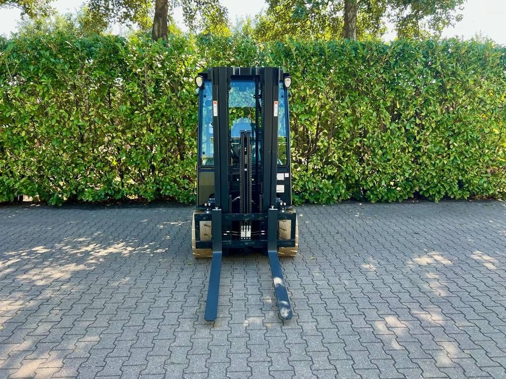 Frontstapler des Typs Bobcat B 25 X-7 Plus, Neumaschine in Nijkerkerveen (Bild 11)