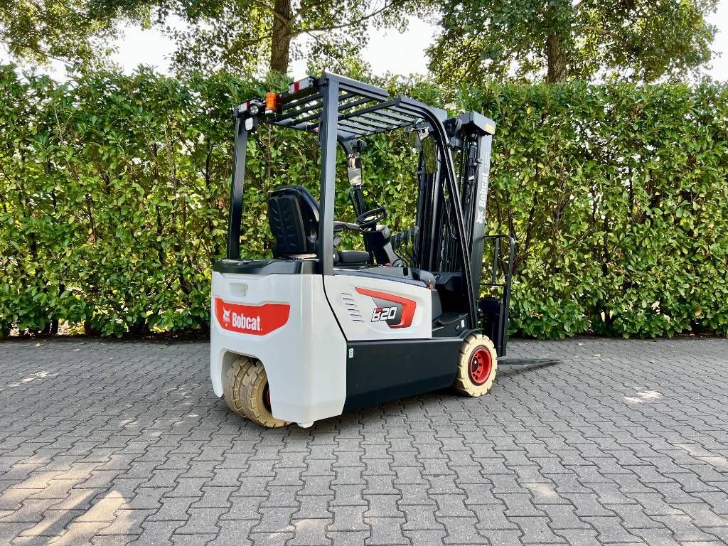 Frontstapler des Typs Bobcat B20 T-7 Plus, Neumaschine in Nijkerkerveen (Bild 4)